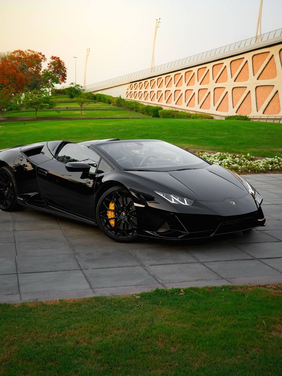 Lamborghini Huracan Black